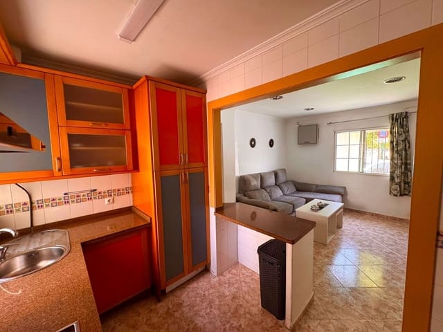 2 Zimmer Apartment zu vermieten in Giron, Málaga Stadt mit Garage - 1.000 € (Ref: 10093981)