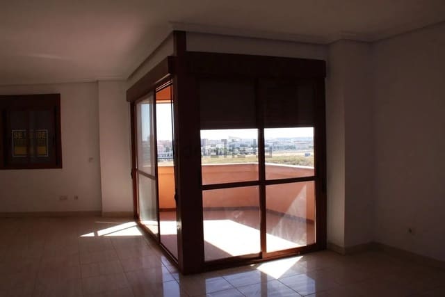 3 slaapkamer Appartement te huur in Teatinos, Málaga stad met garage - € 1.450 (Ref: 10097512)