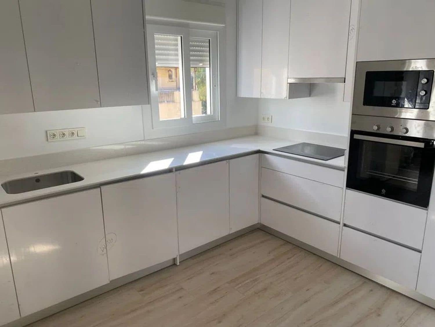 2 Zimmer Apartment zu vermieten in Malaga Stadt mit Garage - 1.140 € (Ref: 10099488)