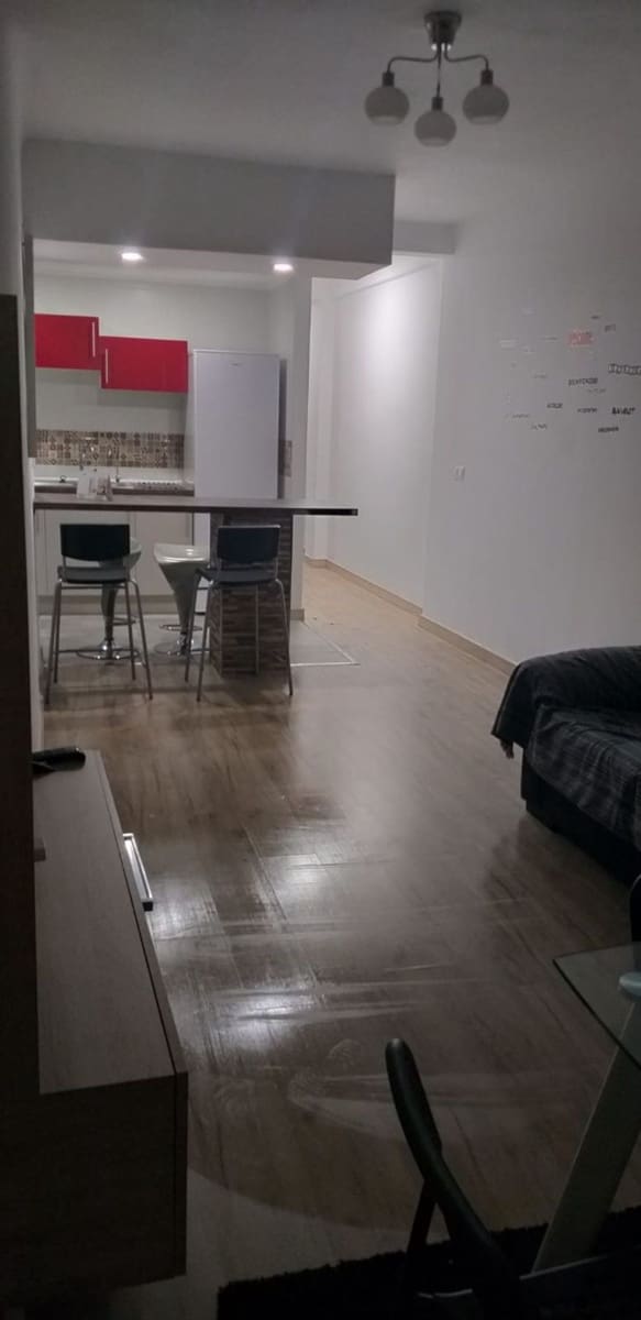 3 Zimmer Apartment zu vermieten in Malaga Stadt mit Garage - 1.200 € (Ref: 10099489)