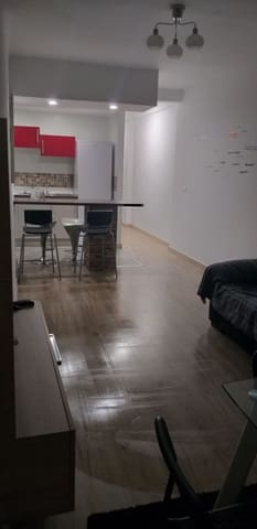 3 Zimmer Apartment zu vermieten in Gamarra, Málaga Stadt mit Garage - 1.200 € (Ref: 10099489)