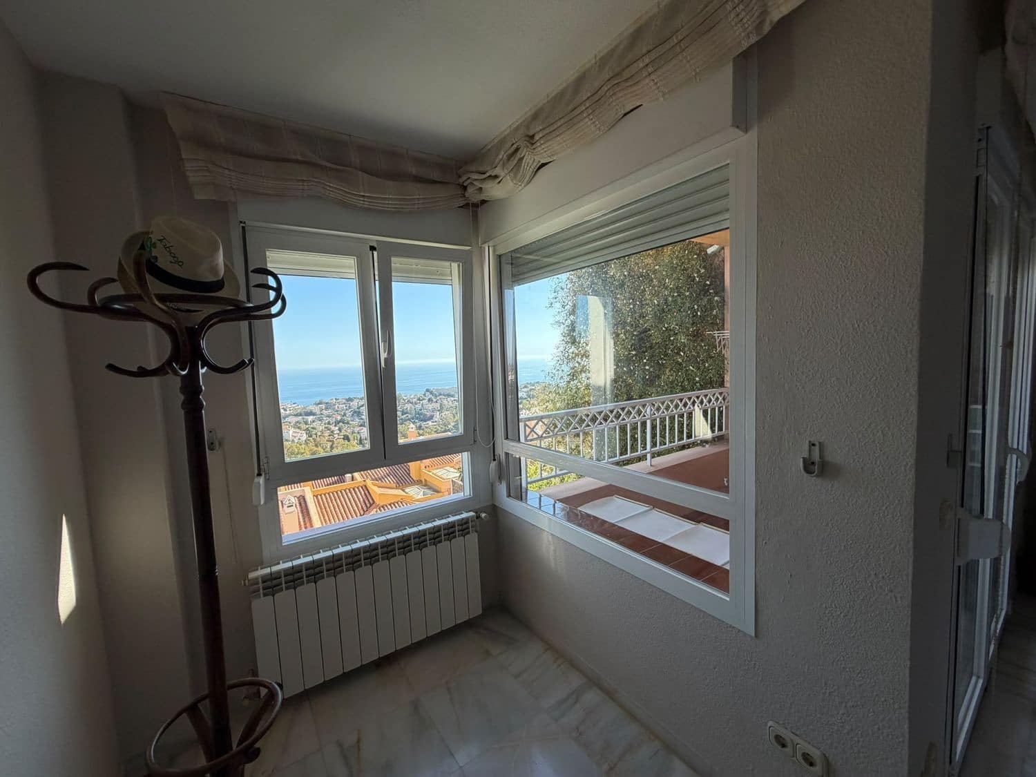 Casa de 3 habitaciones en Málaga ciudad en alquiler con piscina garaje - 4.000 € (Ref: 10108704)