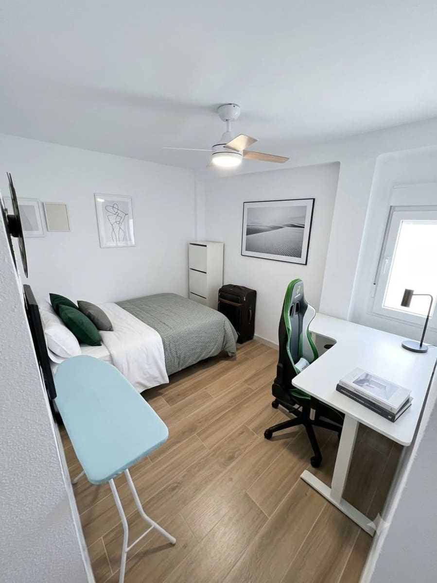 3 chambre Appartement à vendre à Malaga ville avec garage - 300 000 € (Ref: 10121125)