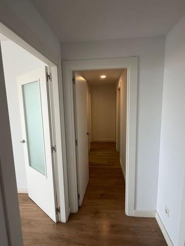 3 sovrum Lägenhet att hyra i Hacienda Bizcochero, Málaga stad med garage - 1 550 € (Ref: 10141543)