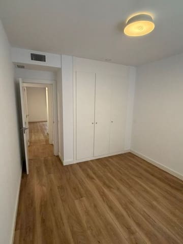 3 sovrum Lägenhet att hyra i Hacienda Bizcochero, Málaga stad med garage - 1 550 € (Ref: 10141543)