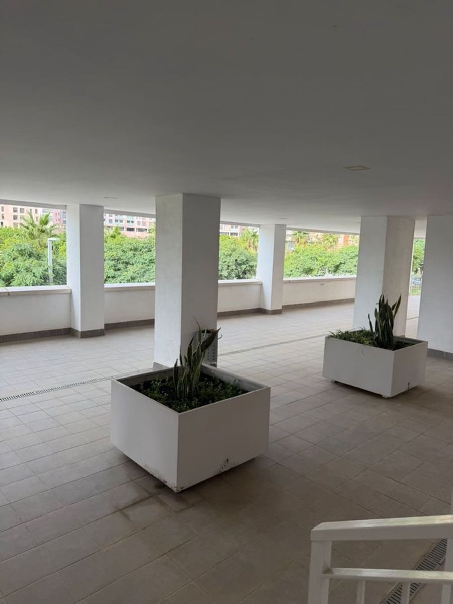 3 sovrum Lägenhet att hyra i Malaga stad med garage - 1 550 € (Ref: 10141543)
