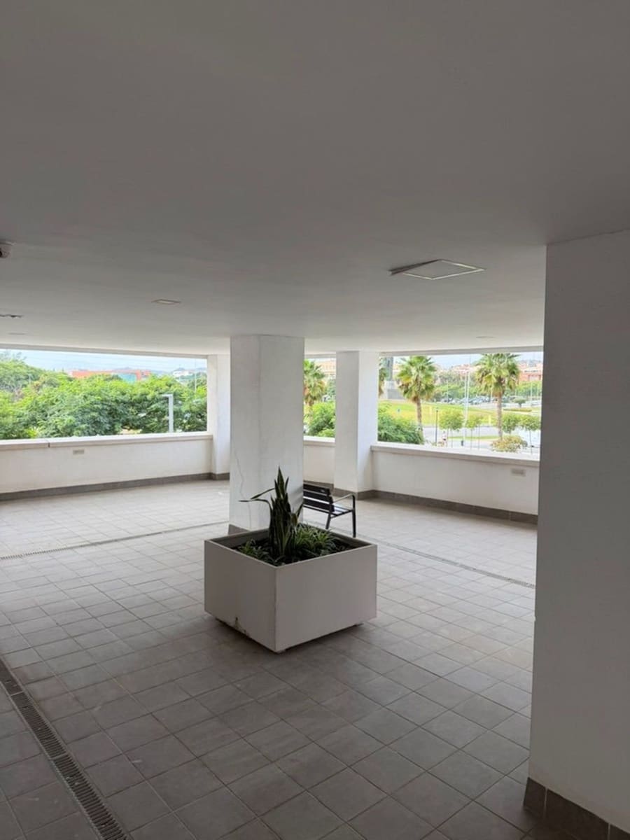 3 sovrum Lägenhet att hyra i Malaga stad med garage - 1 550 € (Ref: 10141543)