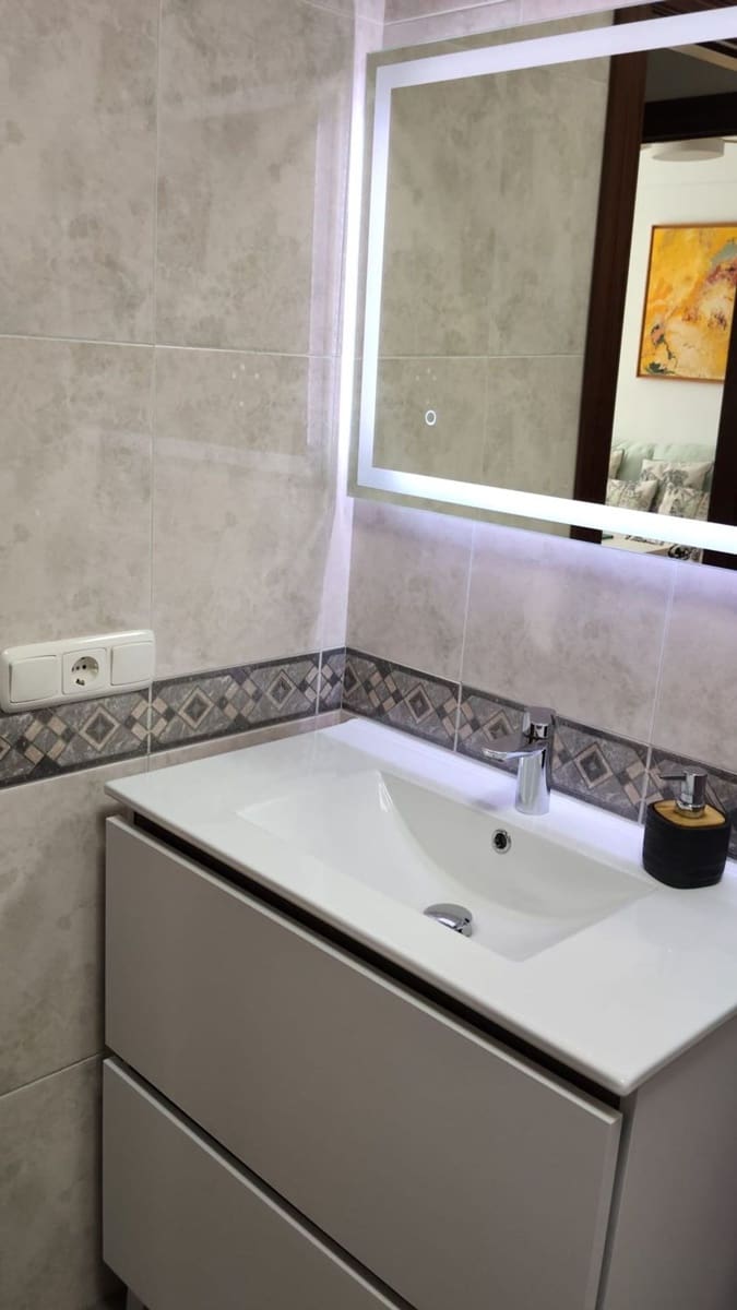 3 soverom Leilighet til salgs i Malaga by med garasje - € 330 000 (Ref: 10148221)