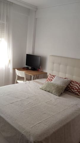 3 soverom Leilighet til salgs i Las Delicias, Málaga by med garasje - € 330 000 (Ref: 10148221)