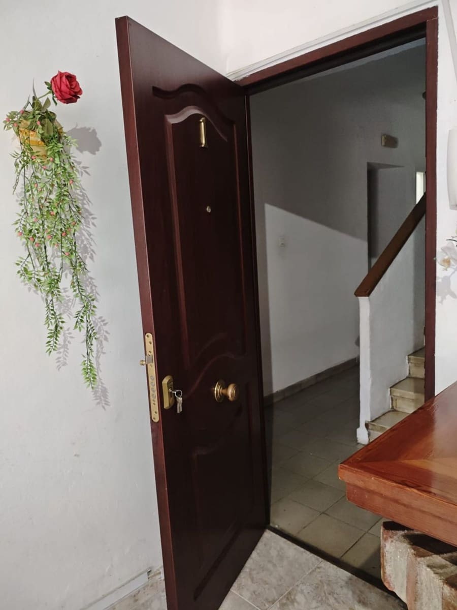 3 soverom Leilighet til salgs i Malaga by med garasje - € 220 000 (Ref: 10165996)