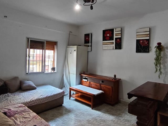 3 soverom Leilighet til salgs i Los Tilos, Málaga by med garasje - € 220 000 (Ref: 10165996)