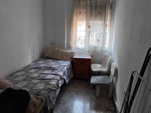 3 soverom Leilighet til salgs i Los Tilos, Málaga by med garasje - € 220 000 (Ref: 10165996)