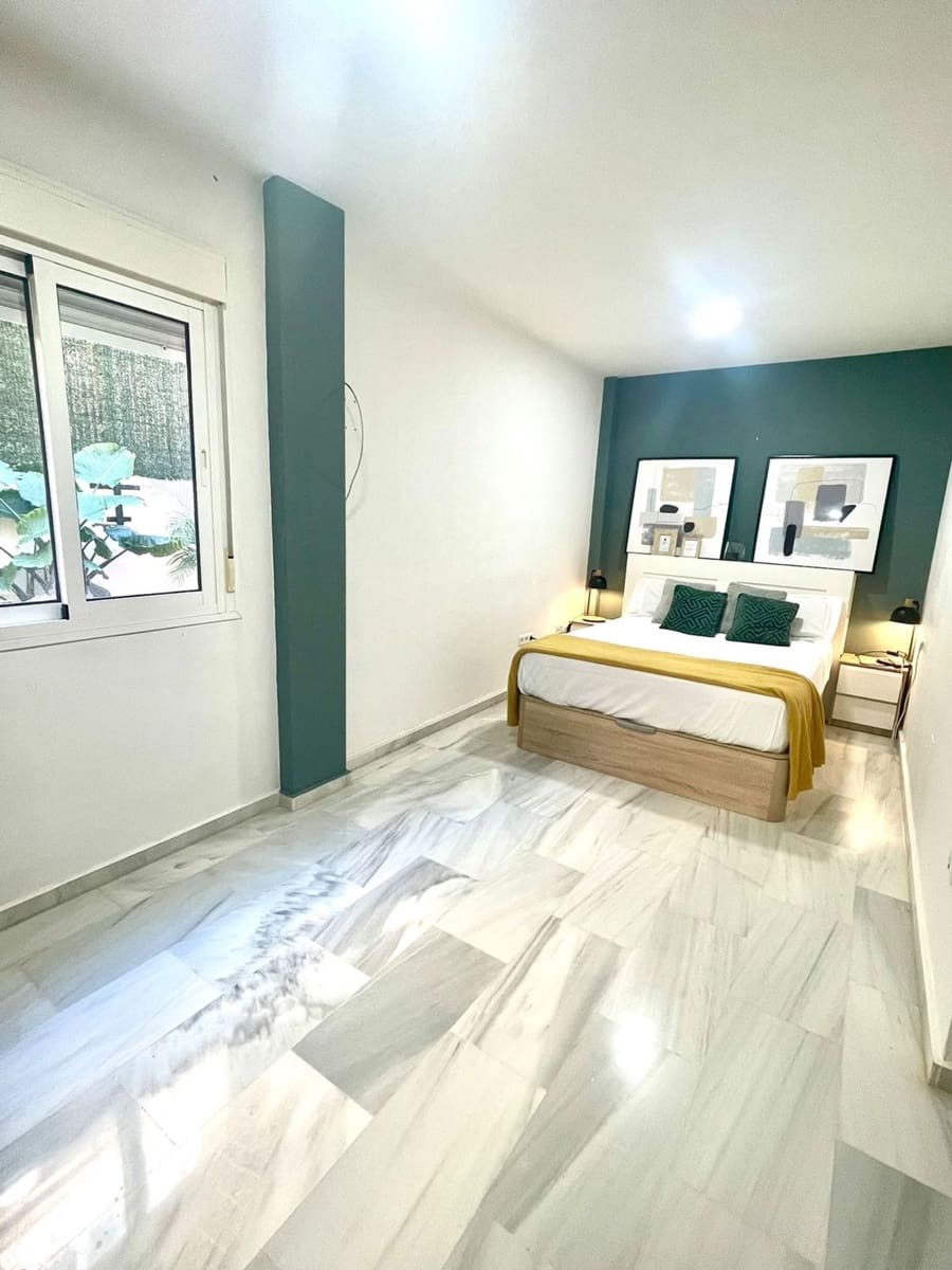 2 sypialnia Apartament do wynajęcia w Torremolinos z garażem - 1 700 € (Ref: 10165997)