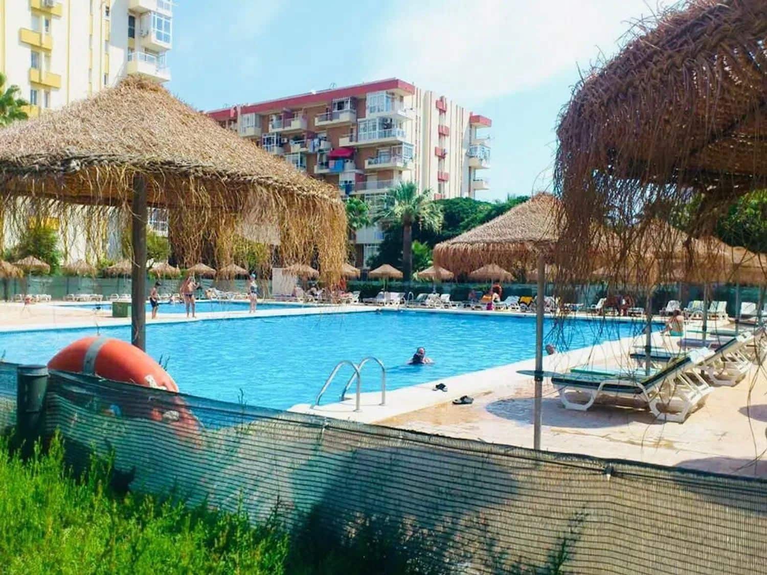 Leilighet til salgs i Benalmadena med svømmebasseng garasje - € 169 500 (Ref: 10170519)