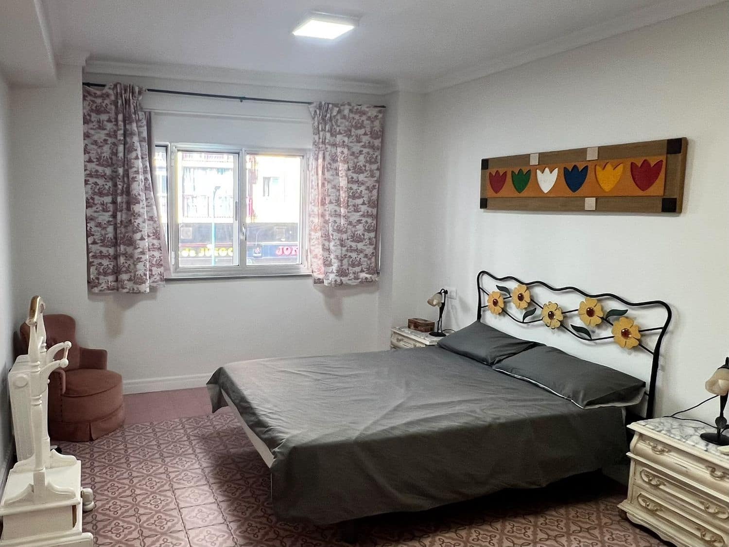 2 slaapkamer Appartement te huur in Malaga stad met garage - € 1.300 (Ref: 10173174)