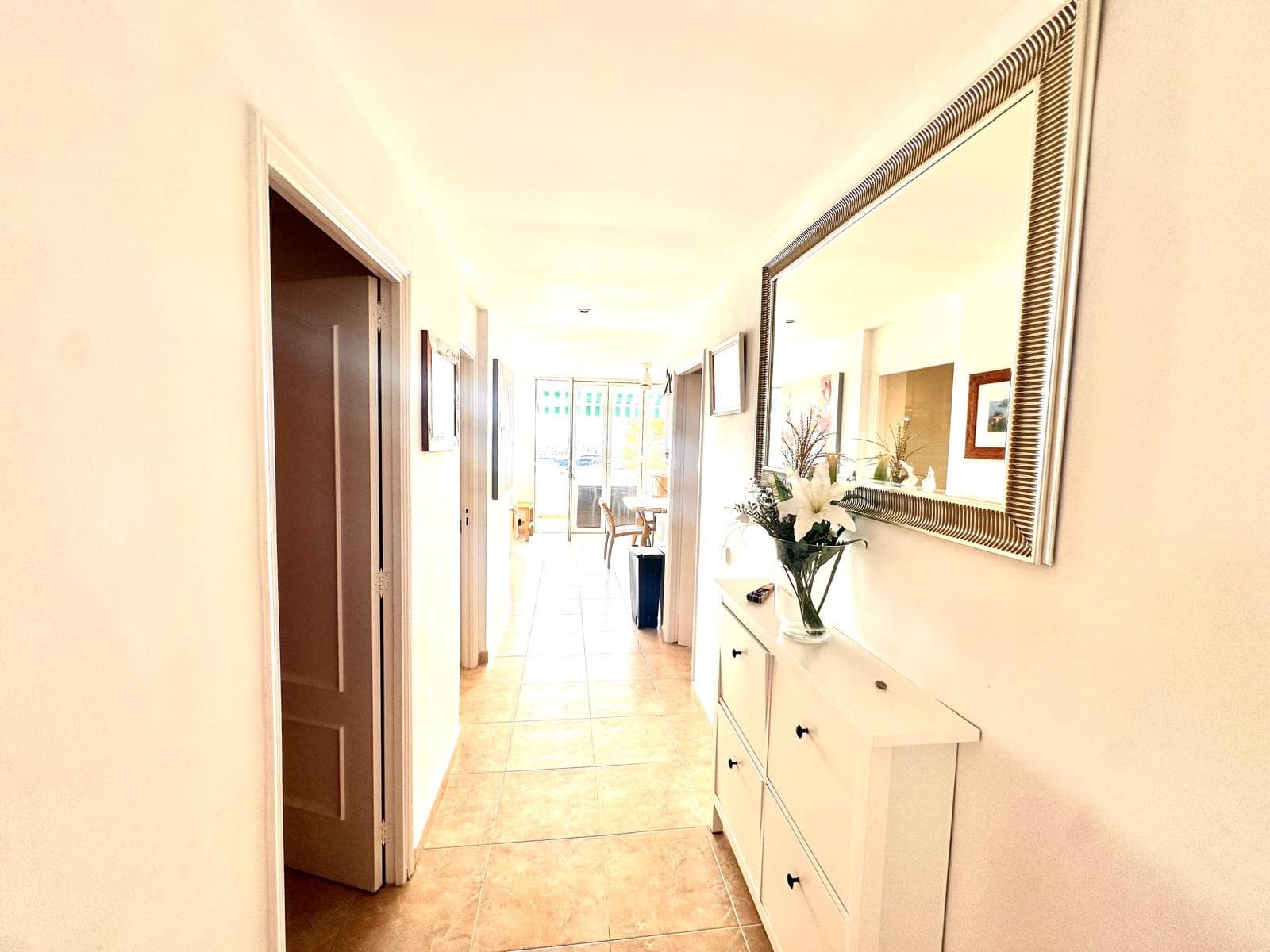 2 soveværelse Lejlighed til salg i El Toro / Port Adriano - € 520.000 (Ref: 10080177)