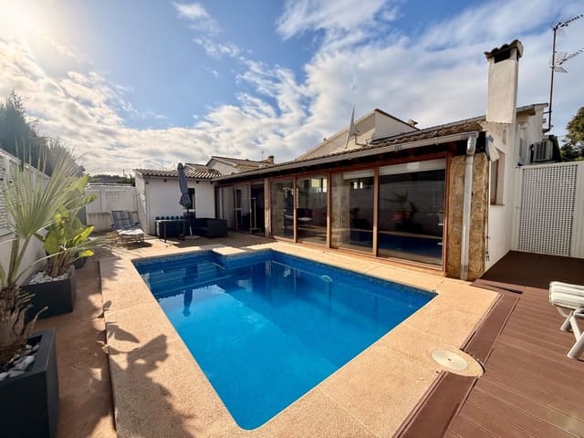 3 soverom Villa til salgs i El Toro / Port Adriano, Calvià med svømmebasseng garasje - € 890 000 (Ref: 10082181)