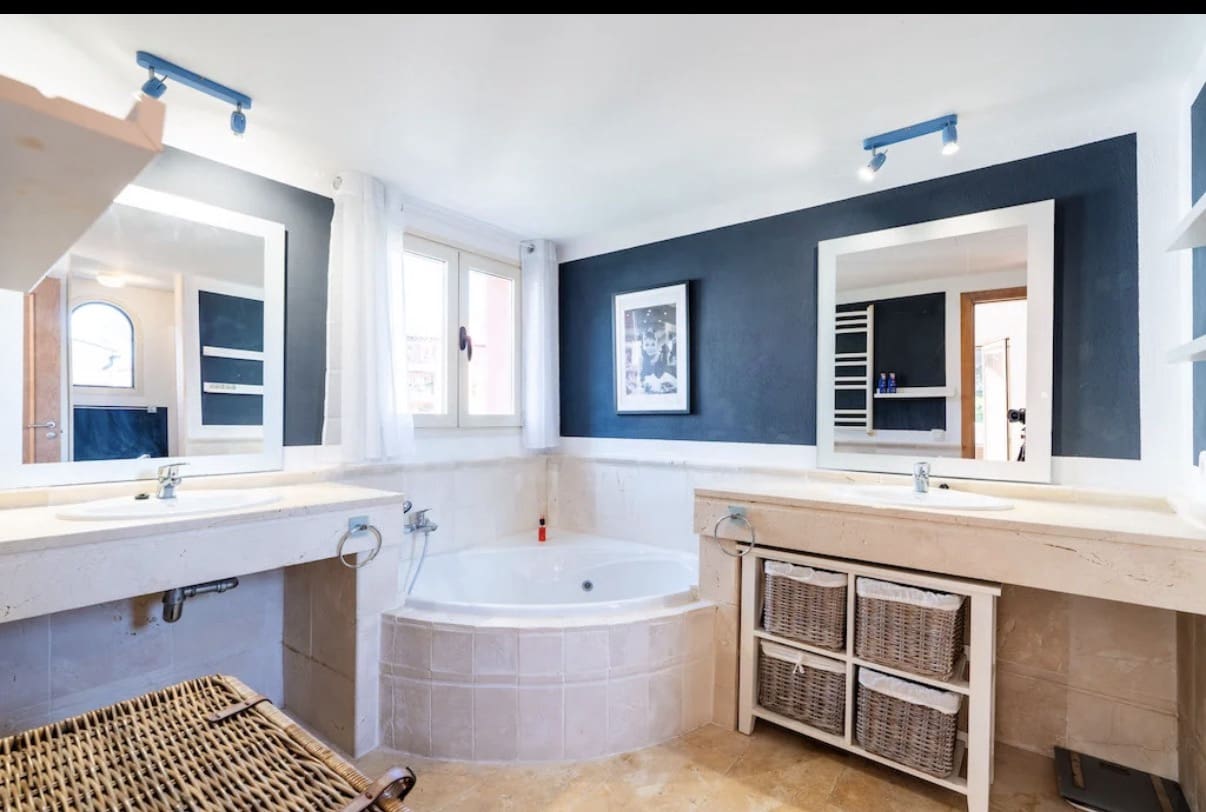3 camera da letto Villa in vendita in Santa Ponsa con piscina garage - 1.350.000 € (Rif: 10099459)