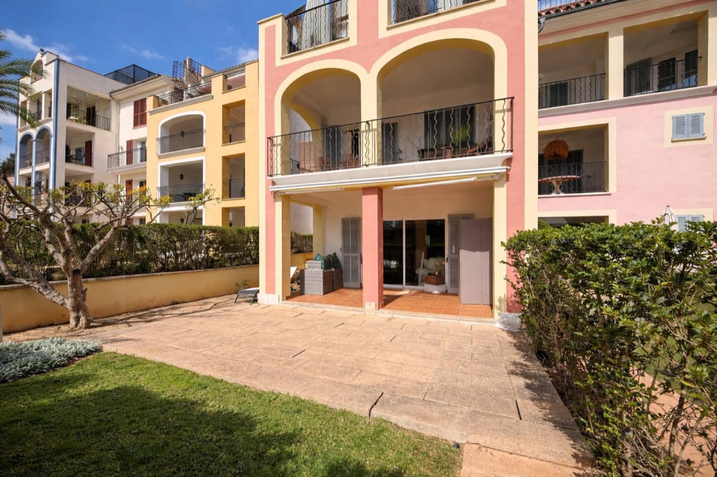 2 sovrum Lägenhet till salu i Santa Ponsa med pool garage - 750 000 € (Ref: 10118387)