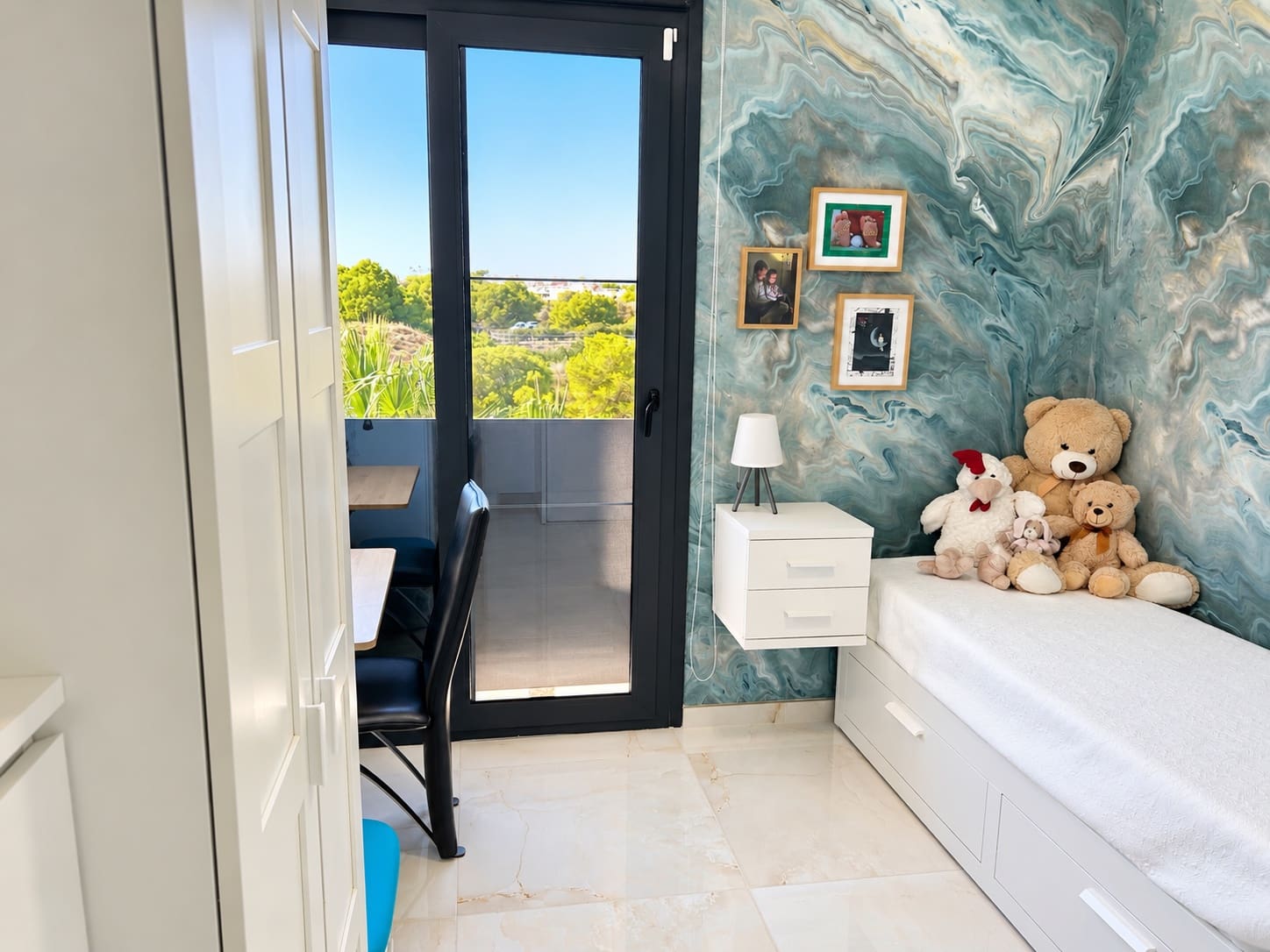 Apartamento de 3 habitaciones en Los Almendros (Orihuela Costa) en venta con piscina garaje - 285.000 € (Ref: 10103501)