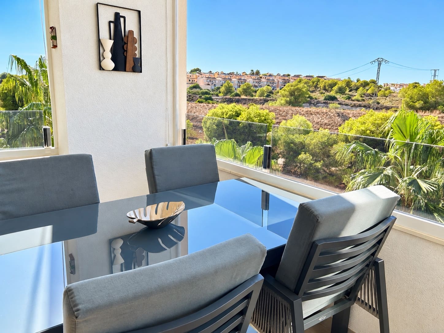 Apartamento de 3 habitaciones en Los Almendros (Orihuela Costa) en venta con piscina garaje - 285.000 € (Ref: 10103501)