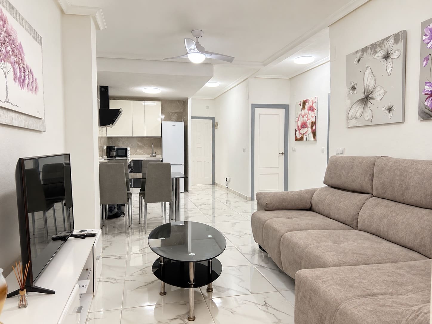 2 soveværelse Strandlejlighed til salg i Torrevieja - € 199.999 (Ref: 10111036)