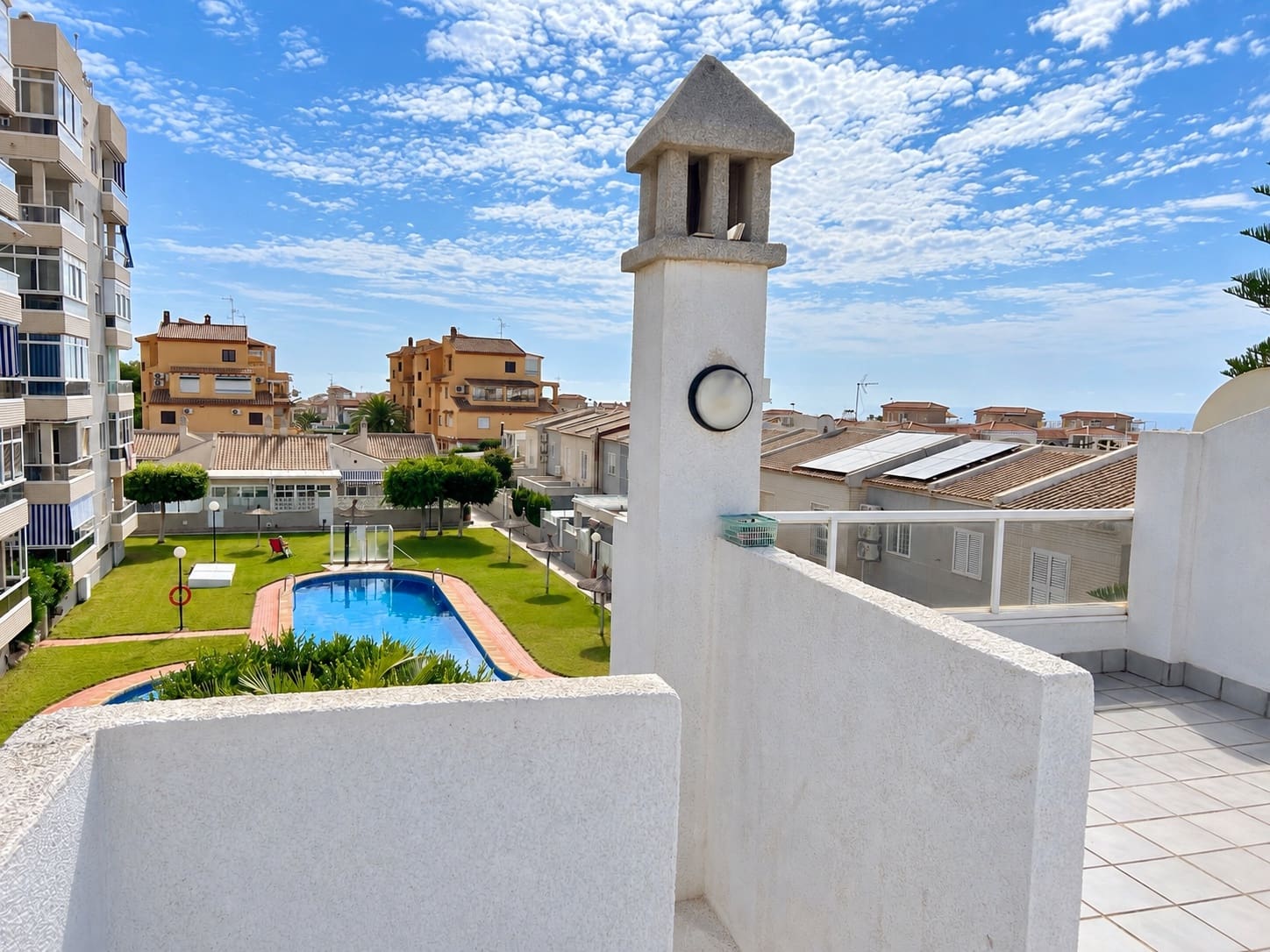 2 sypialnia Dom na sprzedaż w Torrevieja z basenem garażem - 249 999 € (Ref: 10118497)