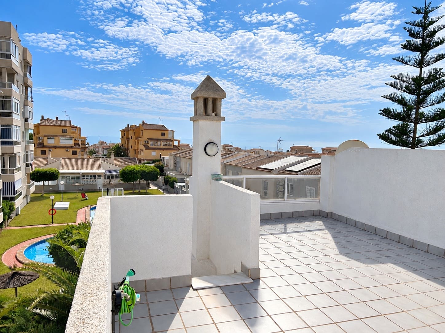 2 sypialnia Dom na sprzedaż w Torrevieja z basenem garażem - 249 999 € (Ref: 10118497)