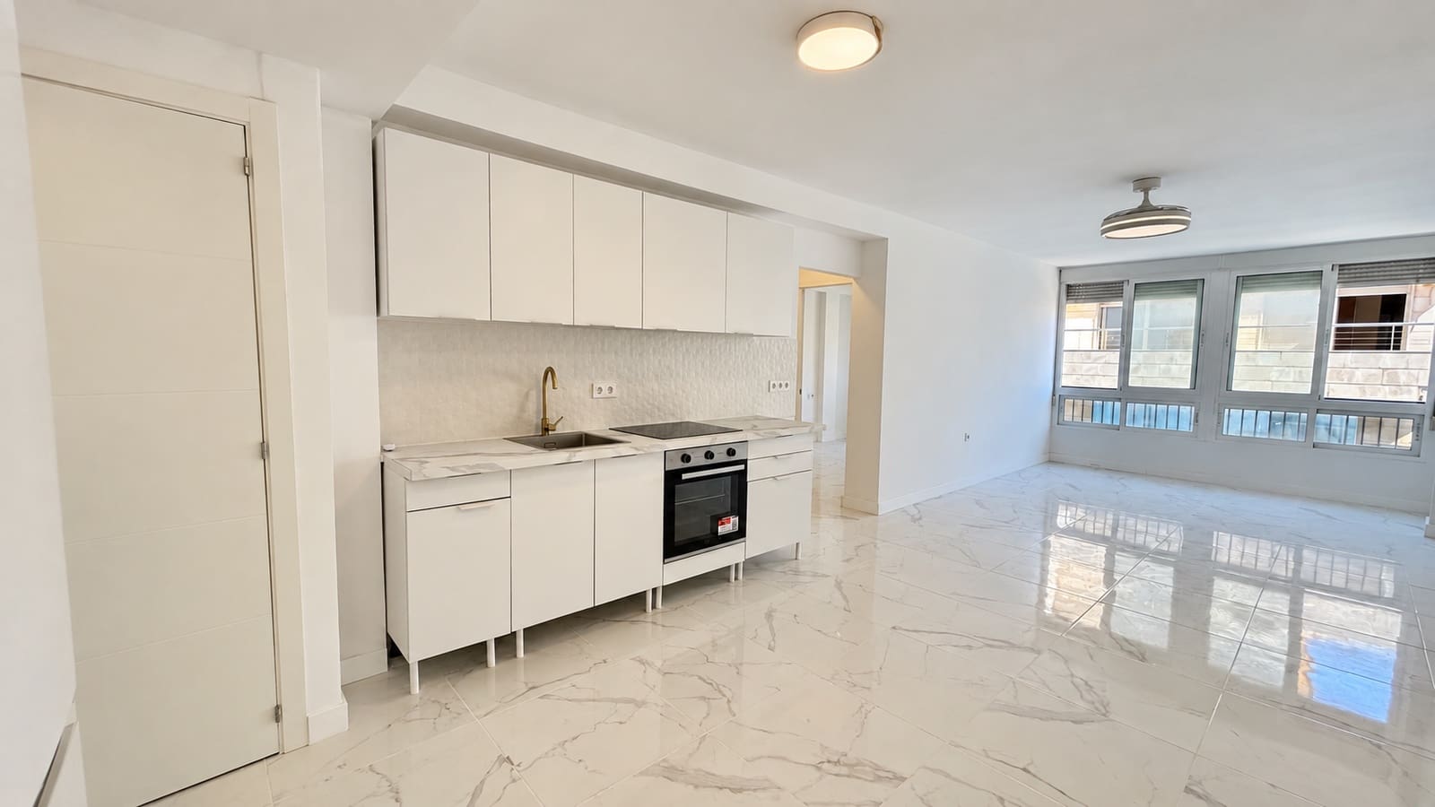 Apartamento Playa de 3 habitaciones en Torrevieja en venta - 199.999 € (Ref: 10150418)