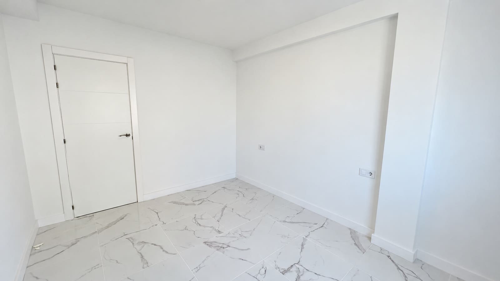 Apartamento Playa de 3 habitaciones en Torrevieja en venta - 199.999 € (Ref: 10150418)
