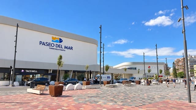 3 soverom Strandleiligheter til salgs i Centro - Muelle Pesquero, Torrevieja - € 199 999 (Ref: 10150418)
