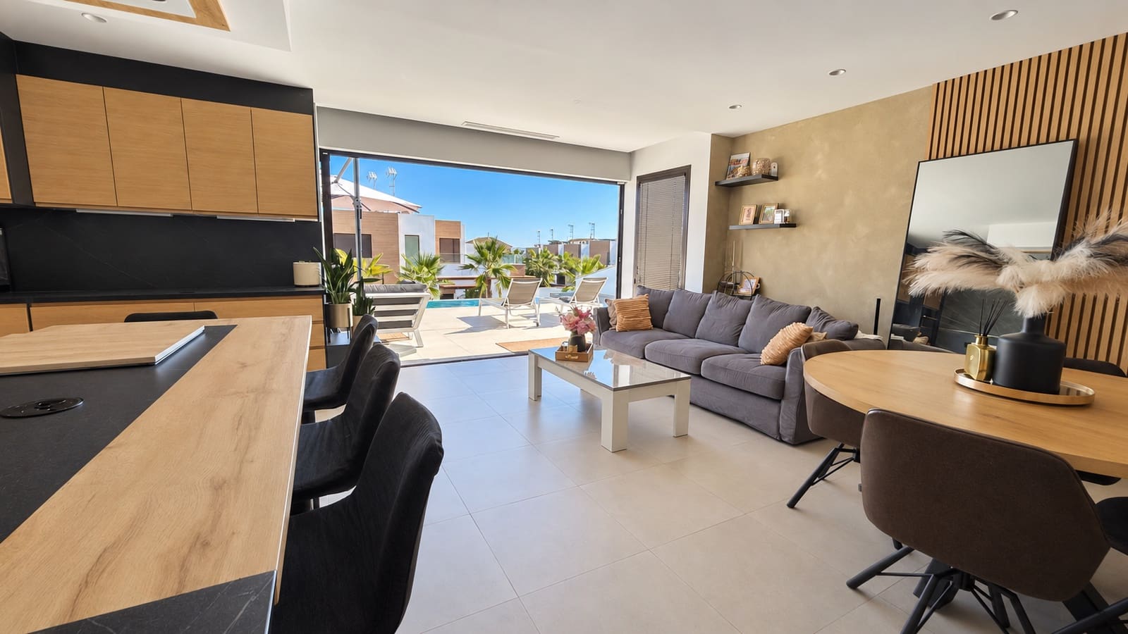 6 sypialnia Willa na sprzedaż w Algorfa z basenem garażem - 699 000 € (Ref: 10177593)