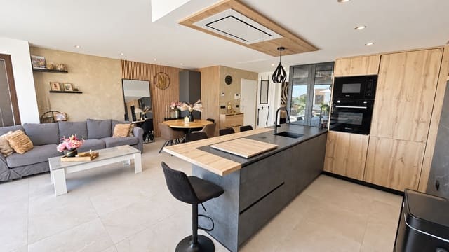 6 slaapkamer Villa te koop in Algorfa met zwembad garage - € 699.000 (Ref: 10177593)