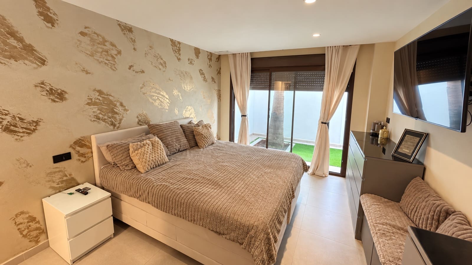 6 sypialnia Willa na sprzedaż w Algorfa z basenem garażem - 699 000 € (Ref: 10177593)