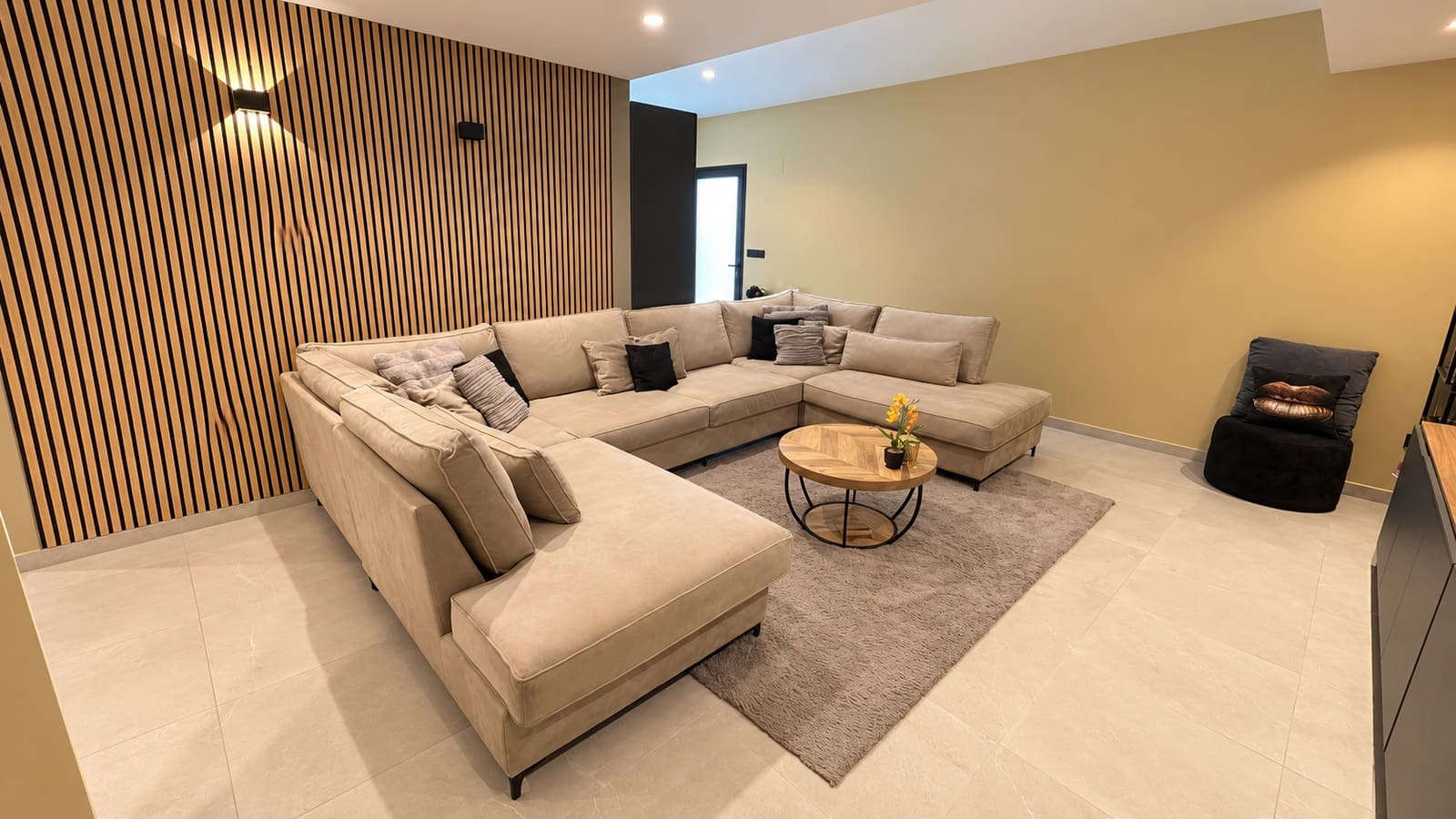 6 sypialnia Willa na sprzedaż w Algorfa z basenem garażem - 699 000 € (Ref: 10177593)