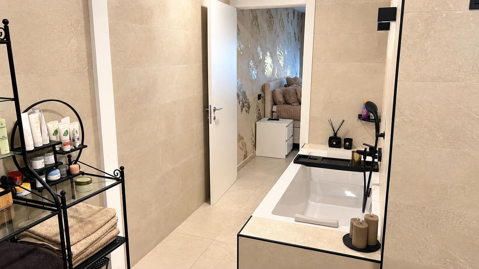 6 sypialnia Willa na sprzedaż w Algorfa z basenem garażem - 699 000 € (Ref: 10177593)
