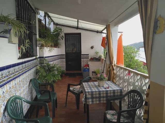 4 soveværelse Finca/Landehus til salg i Ubrique - € 100.000 (Ref: 10016335)