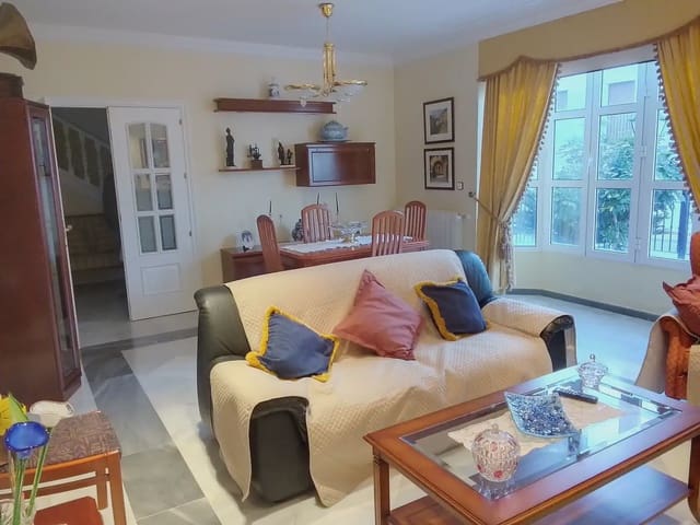 5 soveværelse Villa til salg i Prado del Rey med garage - € 250.000 (Ref: 10016349)