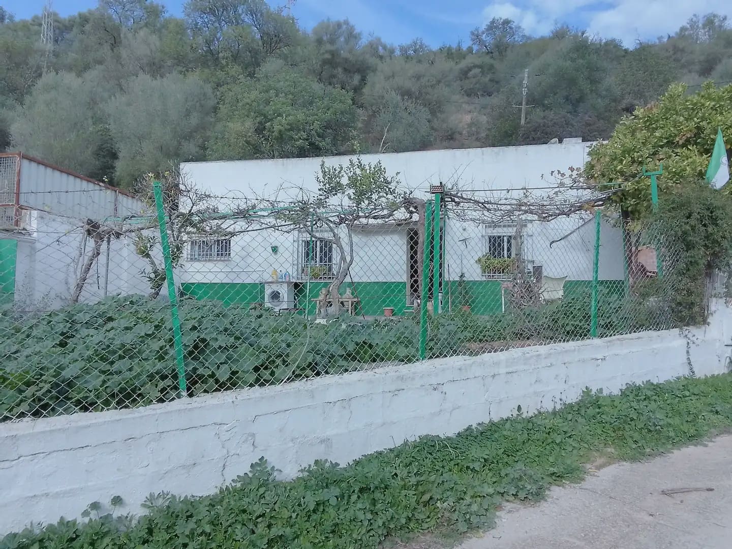2 sypialnia Finka/Dom wiejski na sprzedaż w Benaocaz z garażem - 135 000 € (Ref: 10016351)
