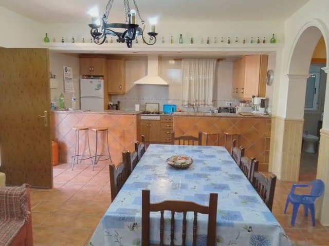 4 sypialnia Willa na sprzedaż w Arcos de la Frontera z basenem garażem - 280 000 € (Ref: 10016354)