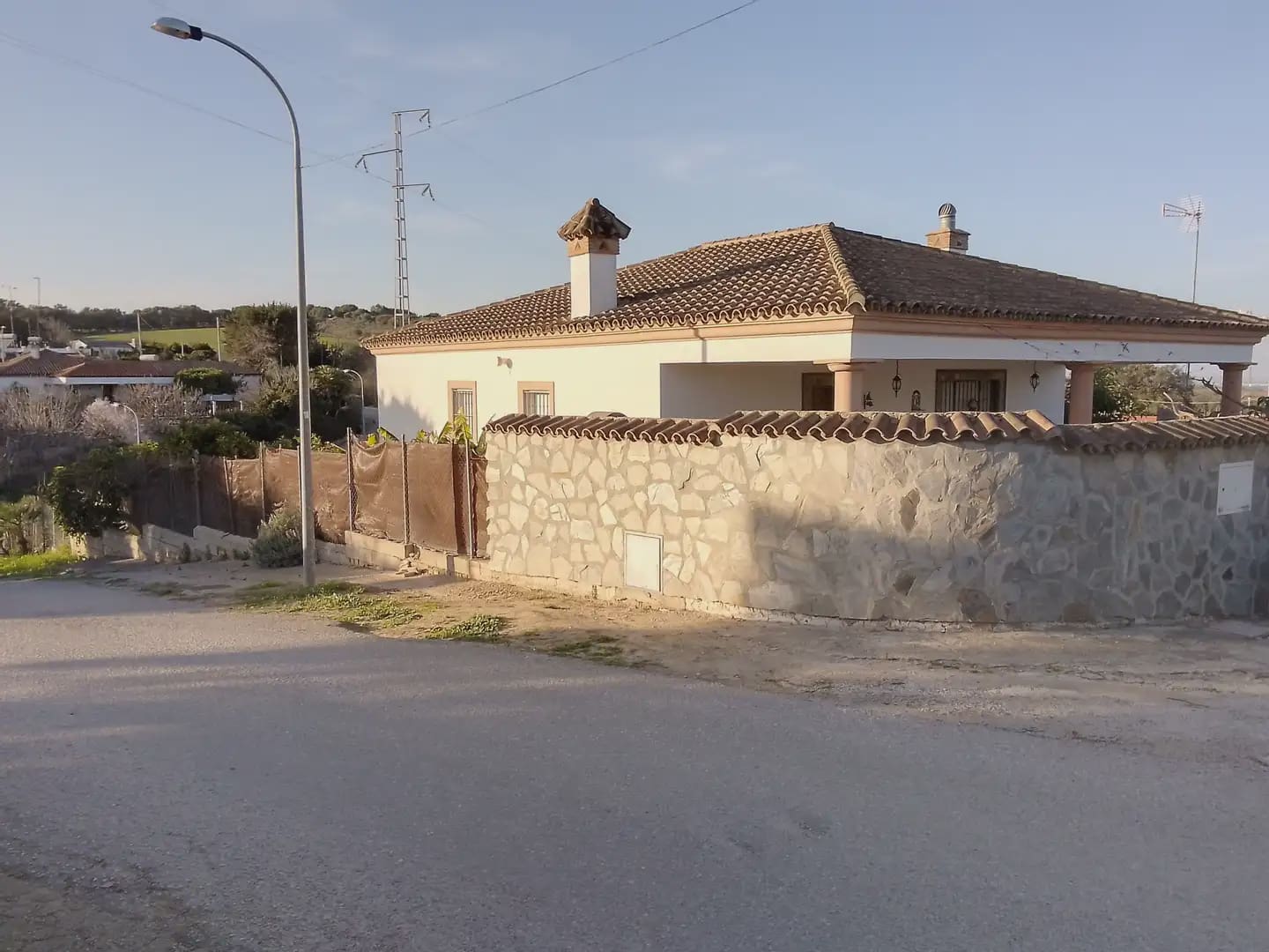 4 sypialnia Willa na sprzedaż w Arcos de la Frontera z basenem garażem - 280 000 € (Ref: 10016354)