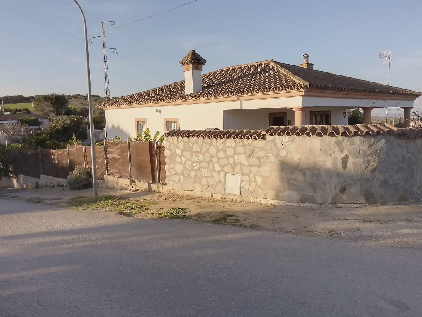 4 sypialnia Willa na sprzedaż w Arcos de la Frontera z basenem garażem - 280 000 € (Ref: 10016354)
