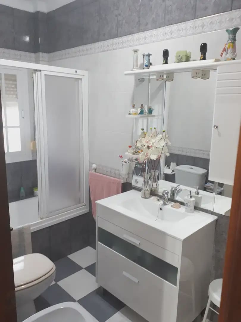 4 slaapkamer Flat te koop in Ubrique - € 135.000 (Ref: 10016355)