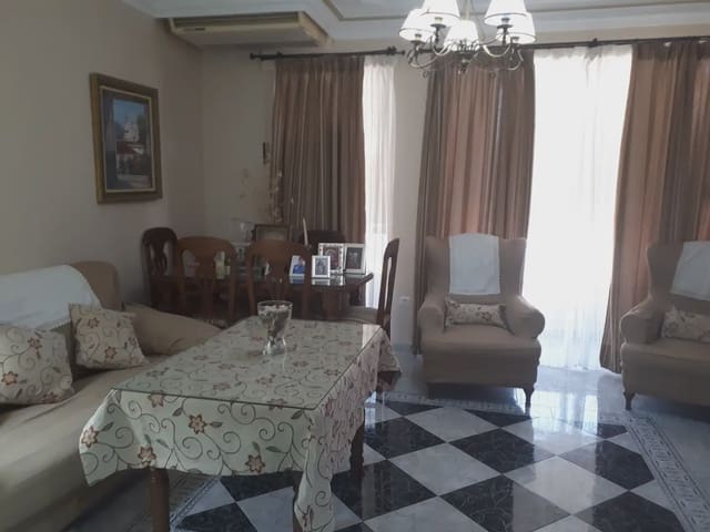 4 chambre Appartement à vendre à Ubrique - 135 000 € (Ref: 10016355)