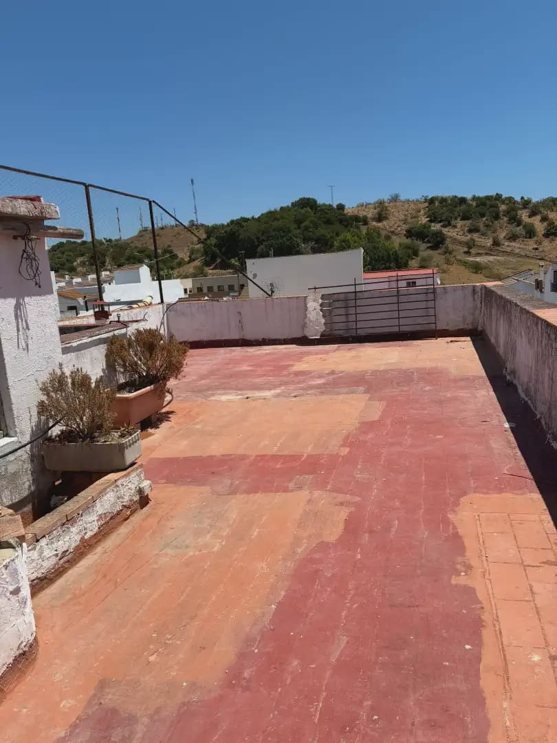 3 slaapkamer Huis te koop in Algar - € 98.000 (Ref: 10016358)