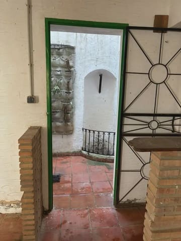 3 slaapkamer Huis te koop in Algar - € 98.000 (Ref: 10016358)
