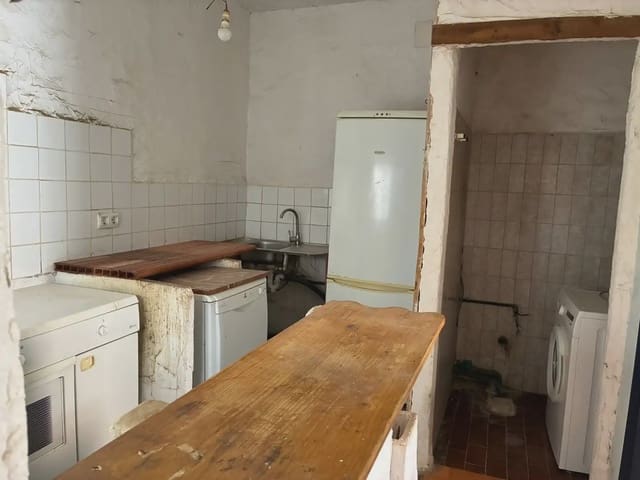 3 slaapkamer Huis te koop in Algar - € 98.000 (Ref: 10016358)
