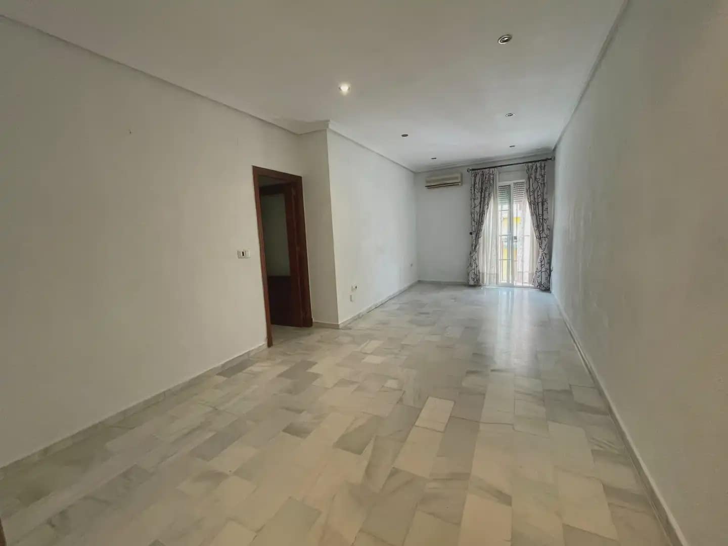 3 soveværelse Lejlighed til salg i Ubrique - € 198.000 (Ref: 10016359)