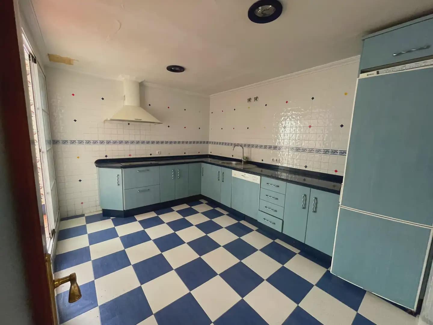 3 soveværelse Lejlighed til salg i Ubrique - € 198.000 (Ref: 10016359)
