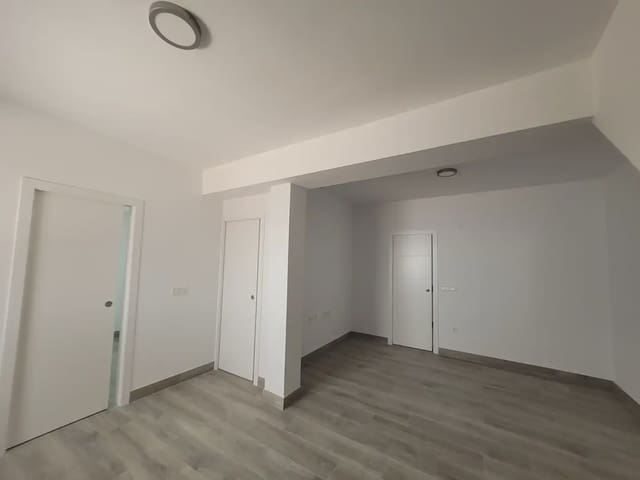 2 bedroom Apartment for sale in Ubrique - € 117,000 (Ref: 10016360)